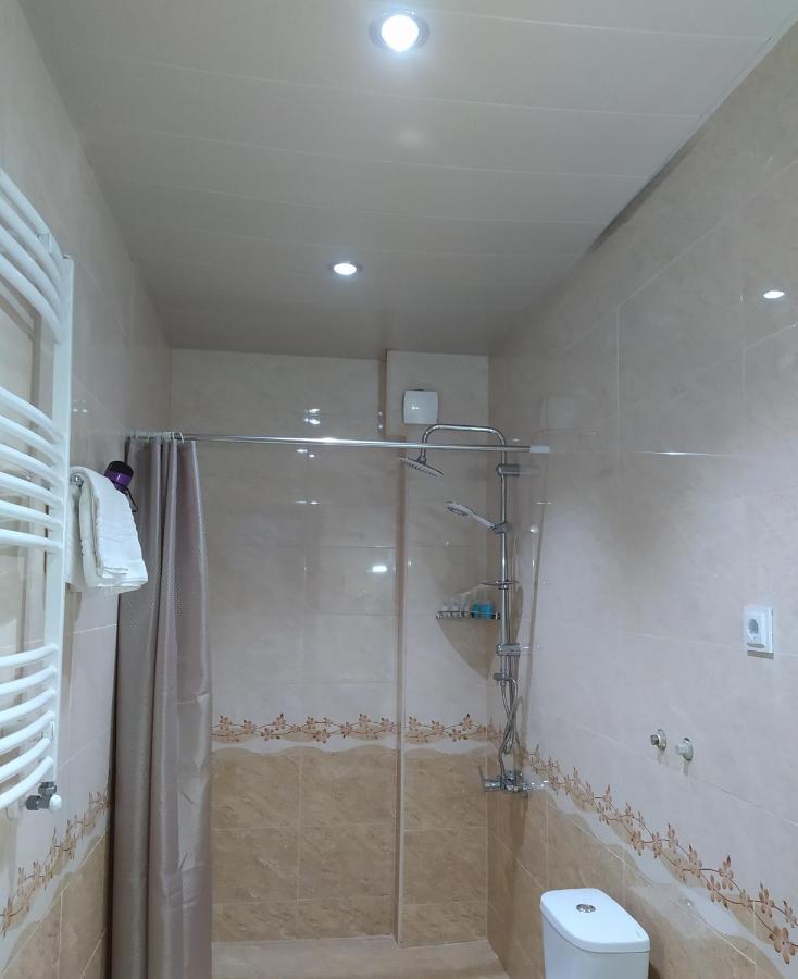 מסטיה Hotel White Mountains • Თეთრი Მთები מראה חיצוני תמונה